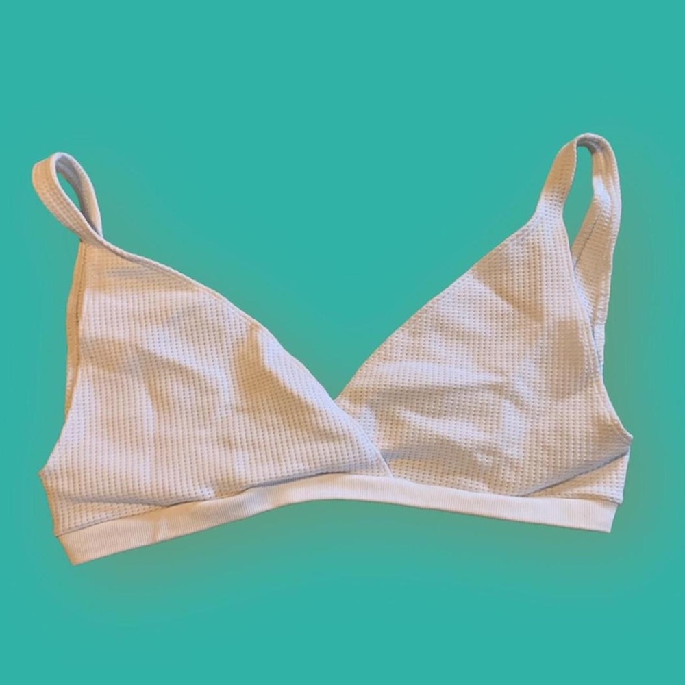 Textured Triangle bra